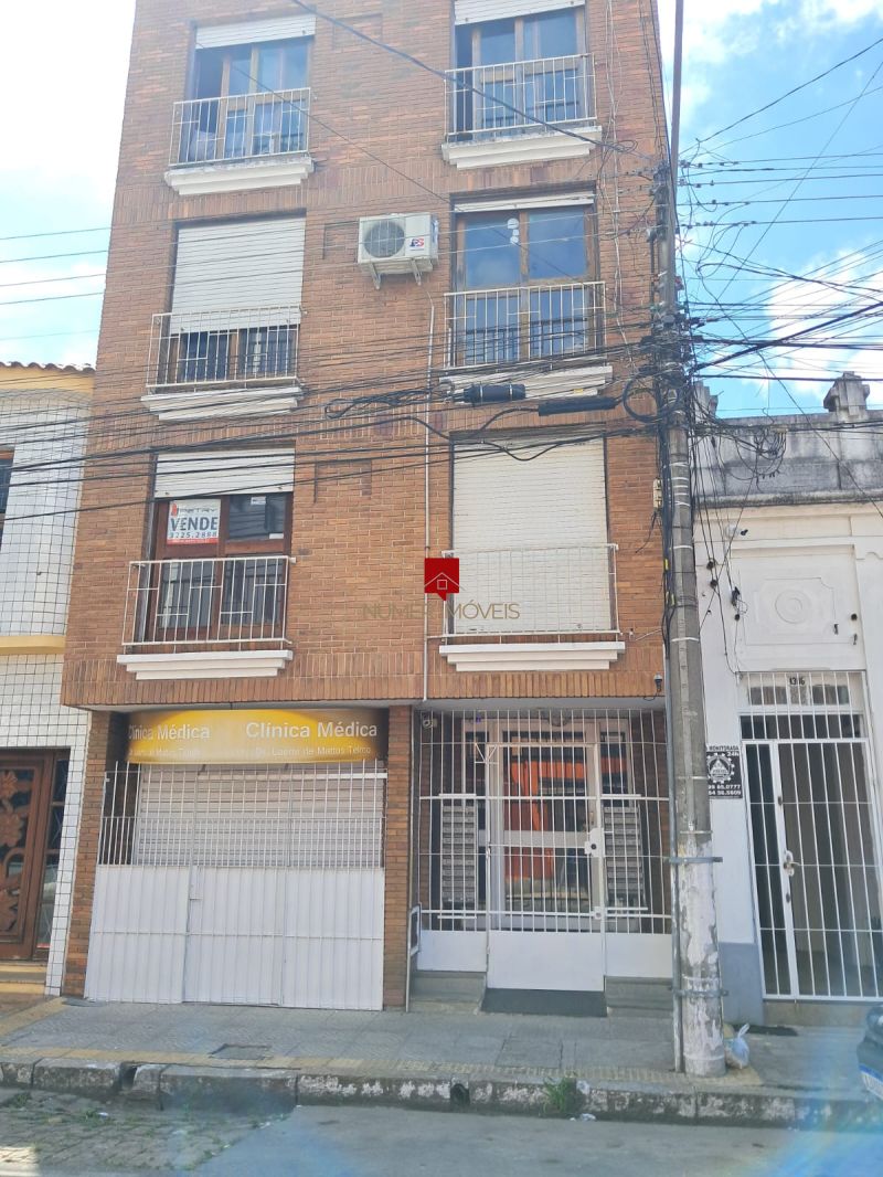 LOFT MOBILIADO PRÓXIMO A UCPEL