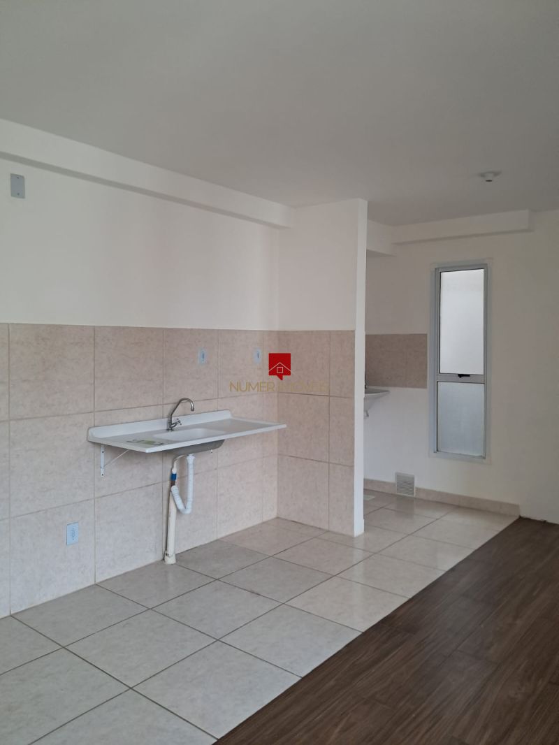 APARTAMENTO PRÓXIMO AO SUPERMERCADO KROLOW