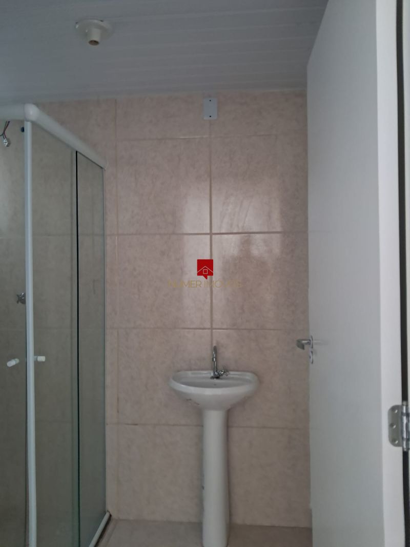 APARTAMENTO PRÓXIMO AO SUPERMERCADO KROLOW