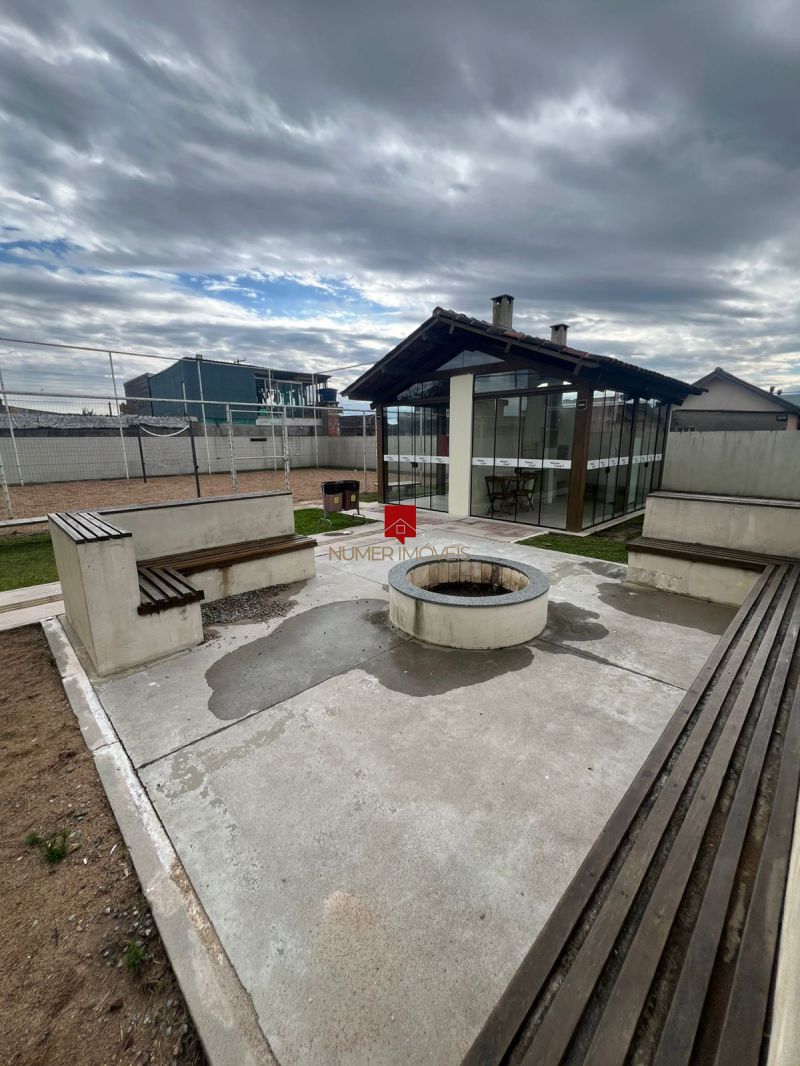 APARTAMENTO PRÓXIMO AO SUPERMERCADO KROLOW