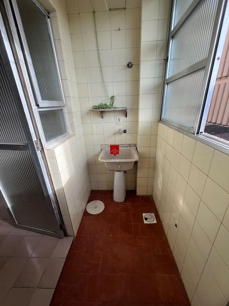 APARTAMENTO NO CENTRO DE PELOTAS