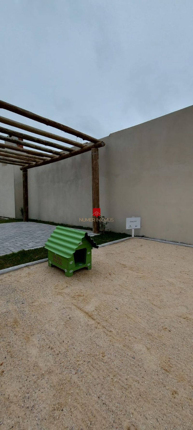 APARTAMENTO POUCOS METROS DA AV. DUQUE DE CAIXAS