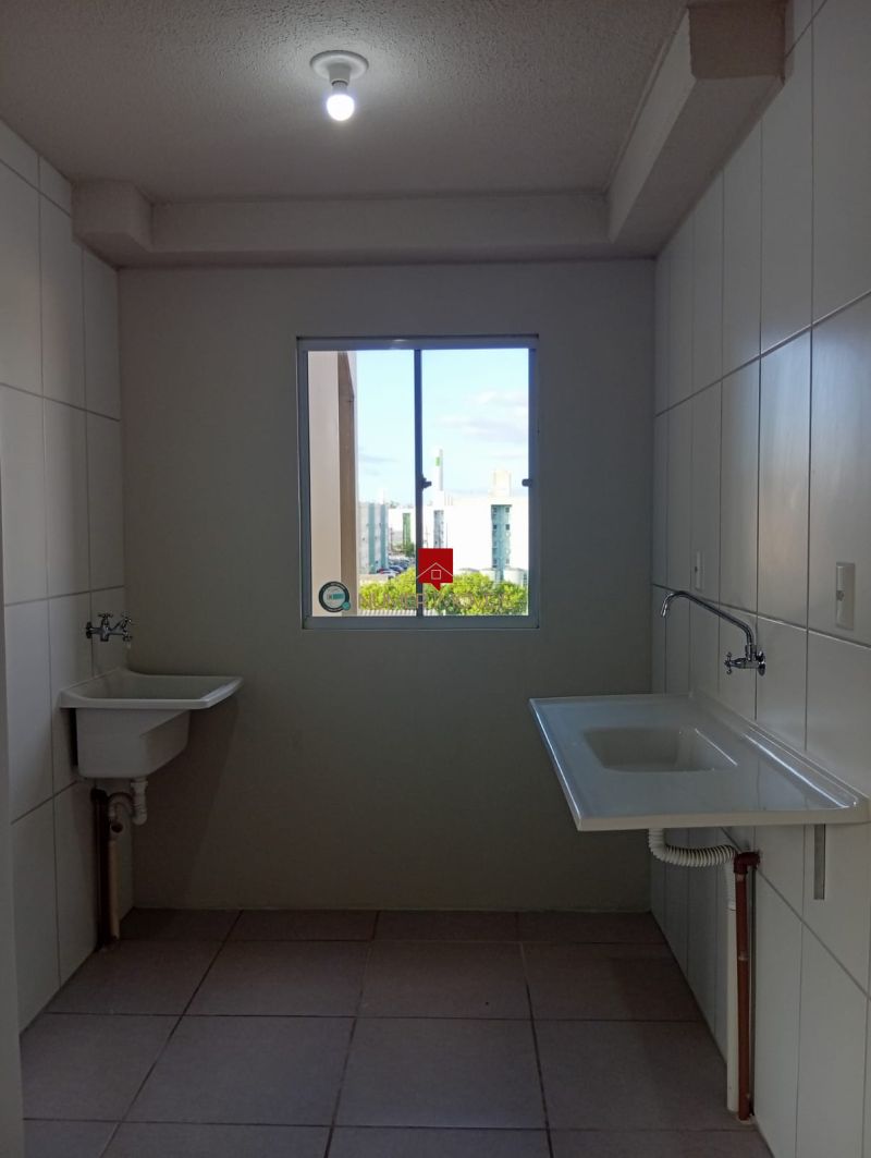 APARTAMENTO POUCOS METROS DA AV. DUQUE DE CAIXAS