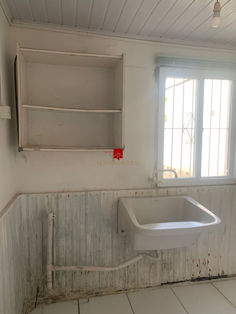 CASA PRÓXIMO AO KROLOW 