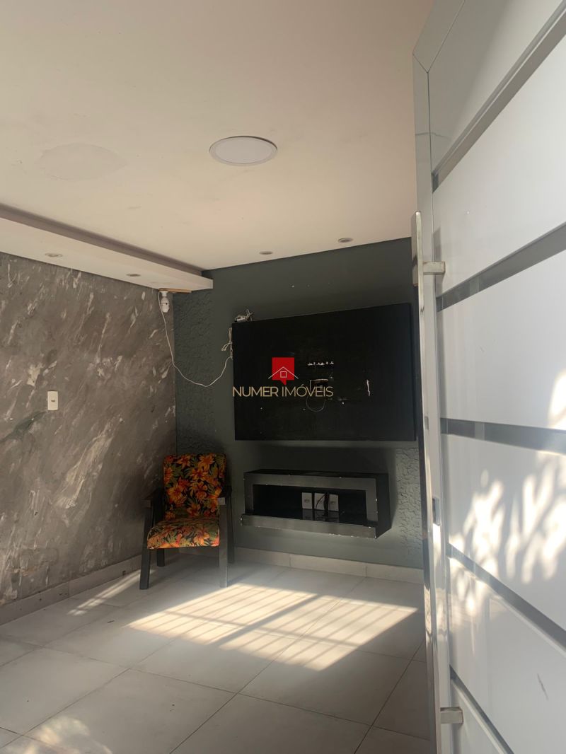CASA PRÓXIMO AO KROLOW 