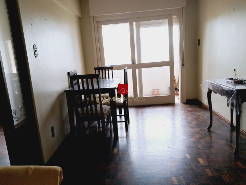 APARTAMENTO CENTRAL MOBILIADO