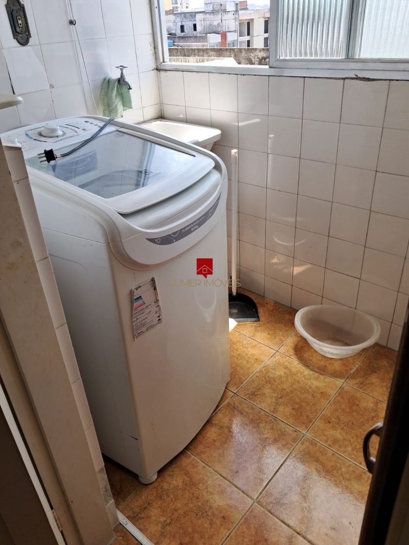 APARTAMENTO CENTRAL MOBILIADO