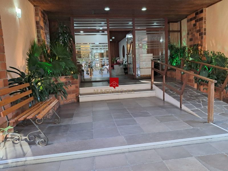 APARTAMENTO CENTRAL MOBILIADO