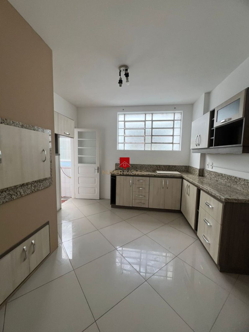 APARTAMENTO 3Dormitórios no bairro CENTRO em PELOTAS