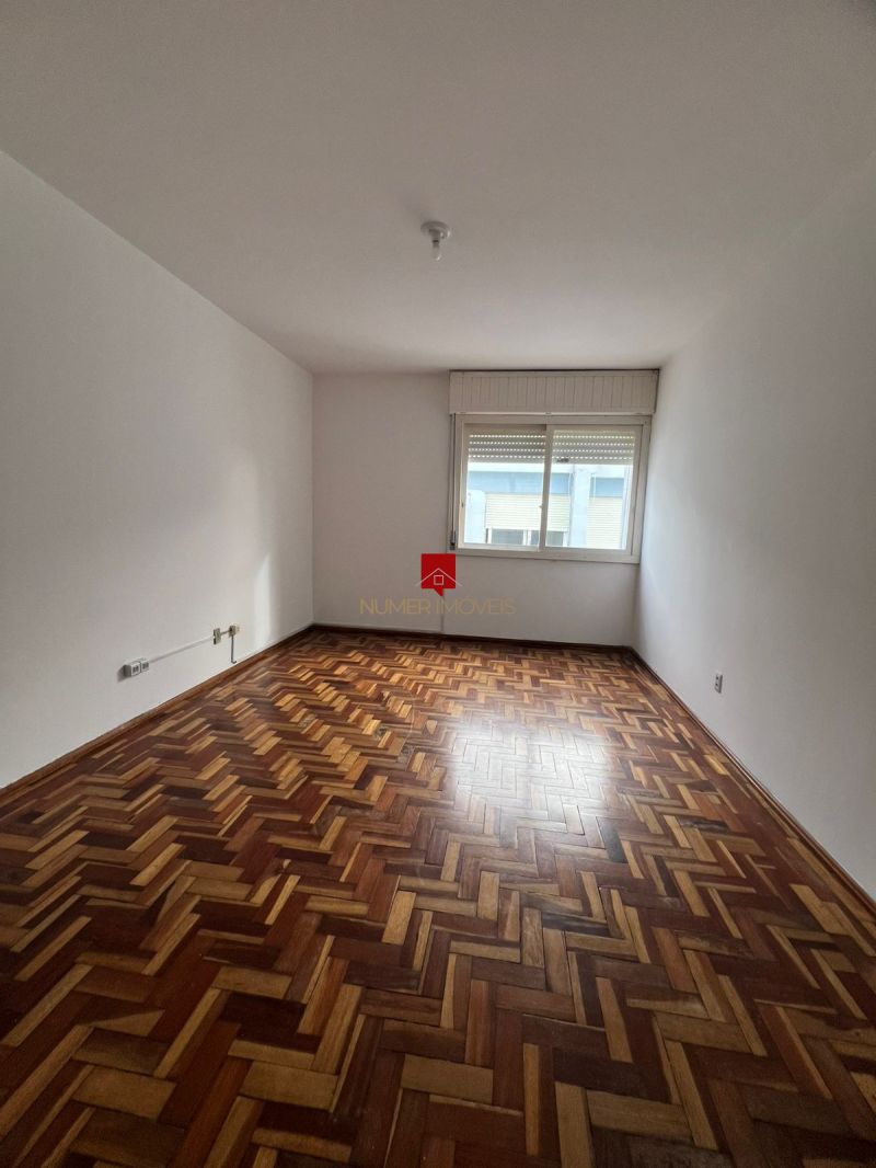 APARTAMENTO 3Dormitórios no bairro CENTRO em PELOTAS