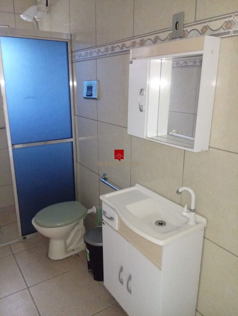 CASA AMPLA COM AR CONDICIONADO NO FRAGATA