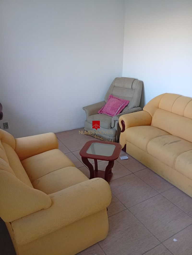 CASA AMPLA COM AR CONDICIONADO NO FRAGATA