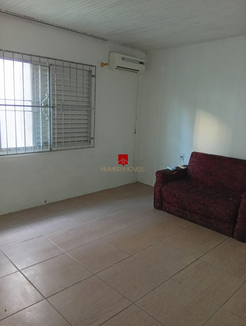 CASA AMPLA COM AR CONDICIONADO NO FRAGATA