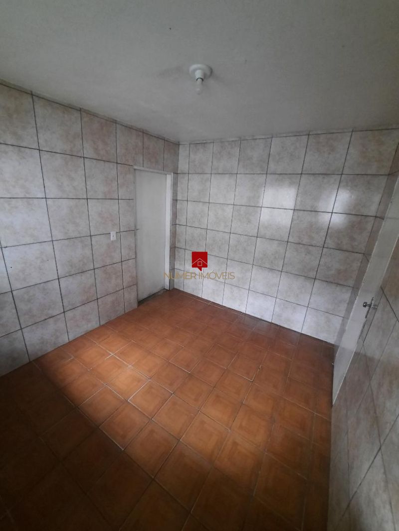 CASA A POUCOS METROS DA AV. DUQUE DE CAXIAS