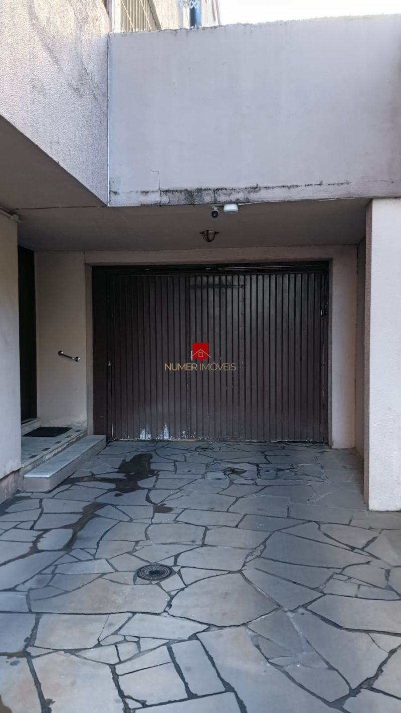 APARTAMENTO AMPLO COM GARAGEM  NO CENTRO