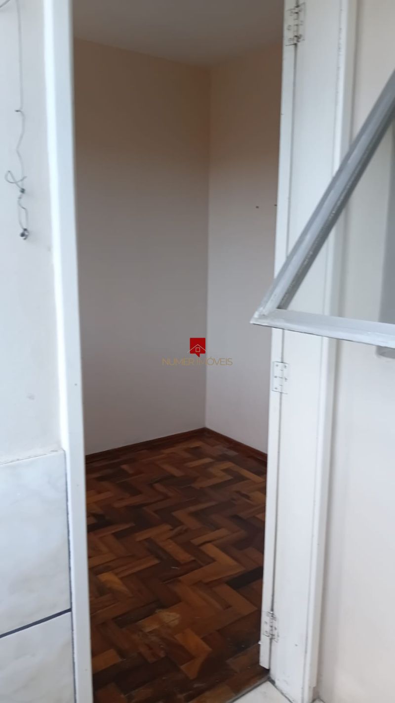 APARTAMENTO AMPLO COM GARAGEM  NO CENTRO