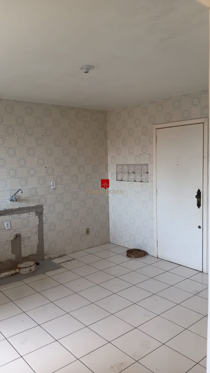APARTAMENTO AMPLO COM GARAGEM  NO CENTRO