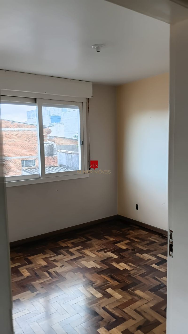 APARTAMENTO AMPLO COM GARAGEM  NO CENTRO