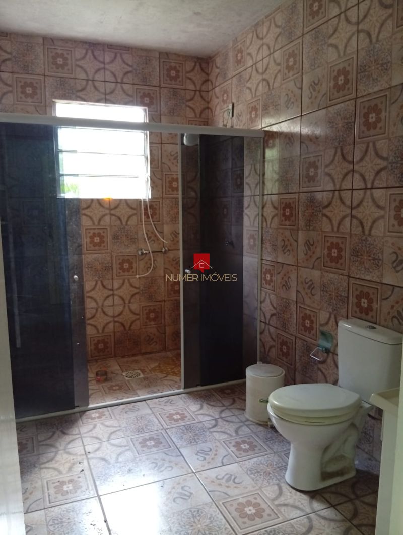 ALUGO CASA COM GARAGEM