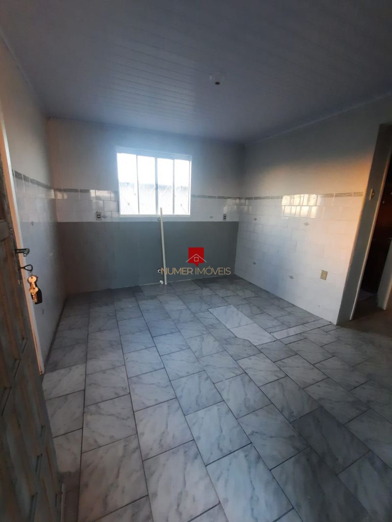 CASA PRÓXIMO AO BANRISUL DA AVENIDA DUQUE DE CAXIAS 
