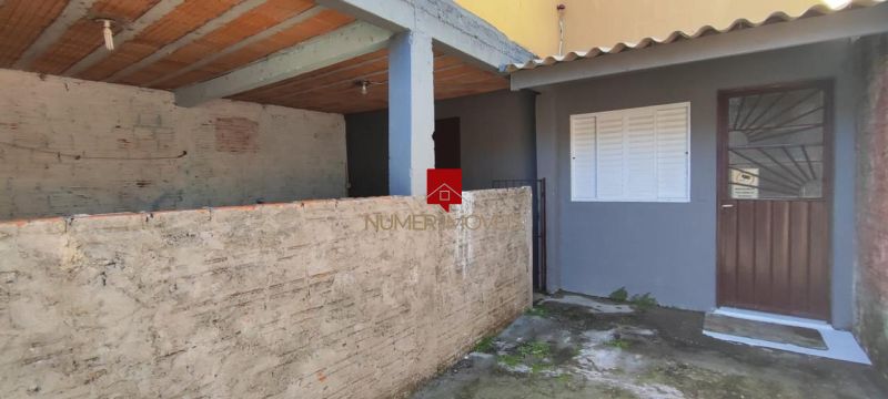  Lindo apartamento com pátio e duas vagas de garagem 