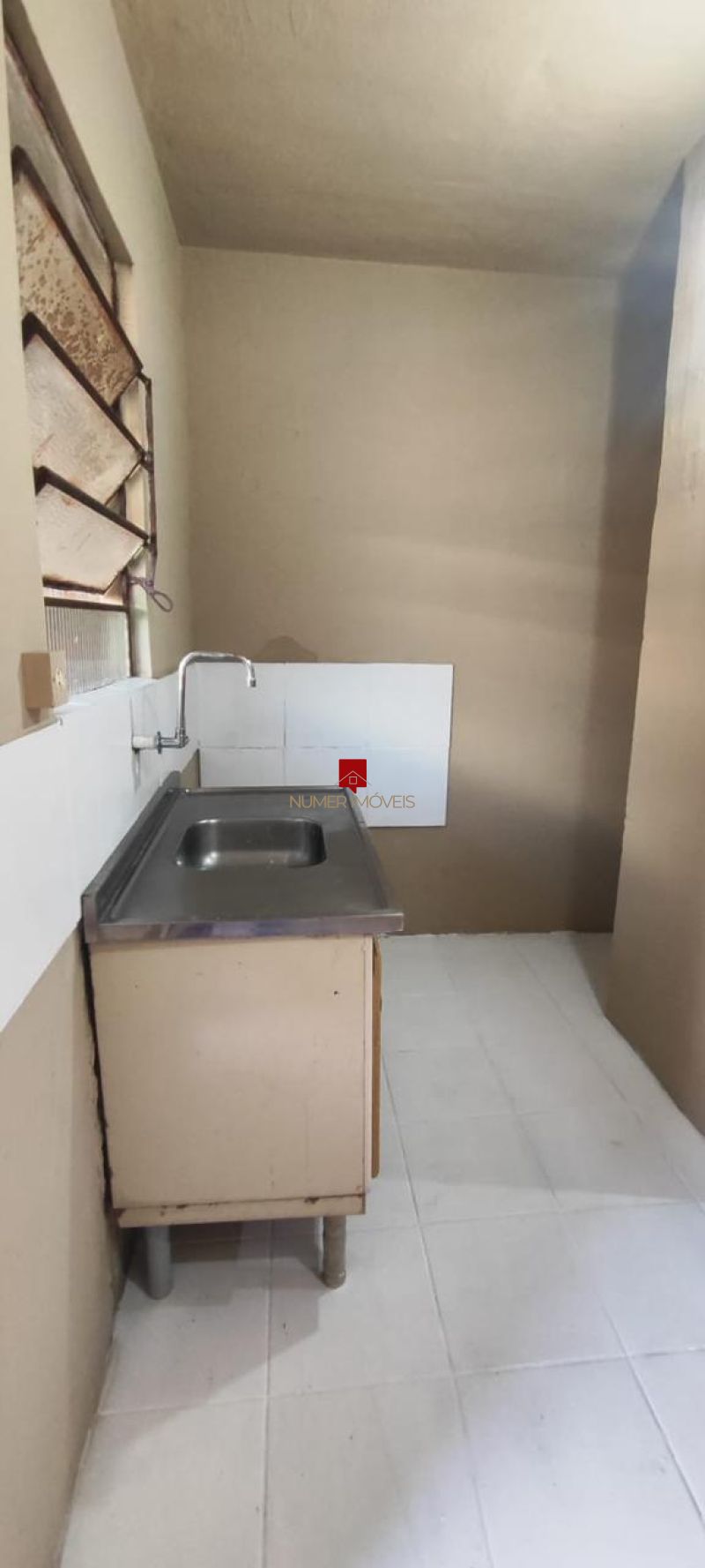  Lindo apartamento com pátio e duas vagas de garagem 
