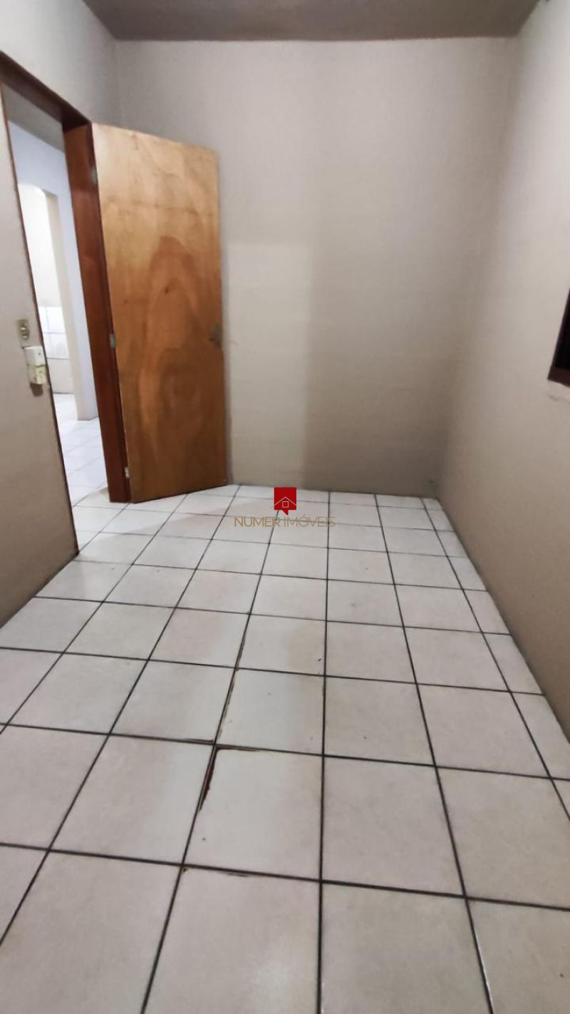  Lindo apartamento com pátio e duas vagas de garagem 