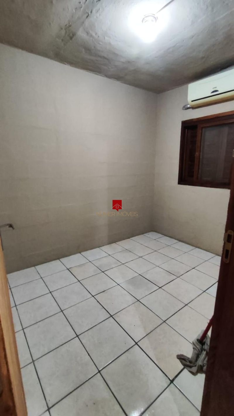  Lindo apartamento com pátio e duas vagas de garagem 