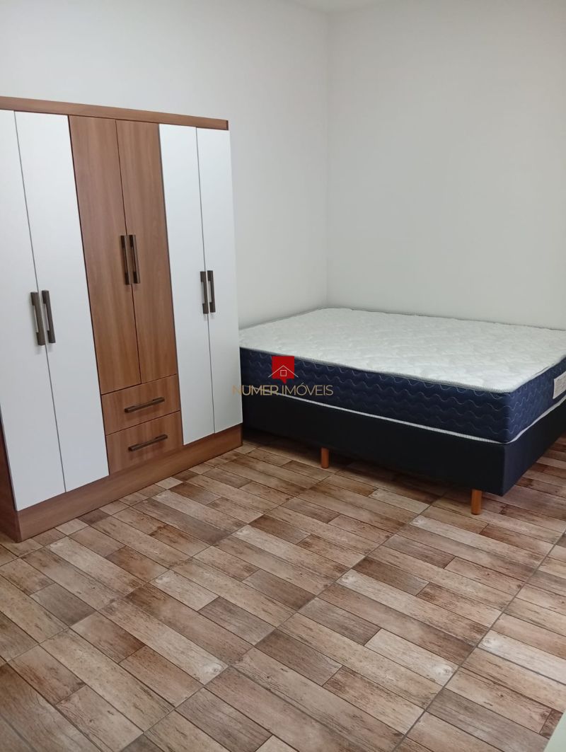 LOFT MOBILIADO EM FRENTE A UNIVERSIDADE CATOLICA