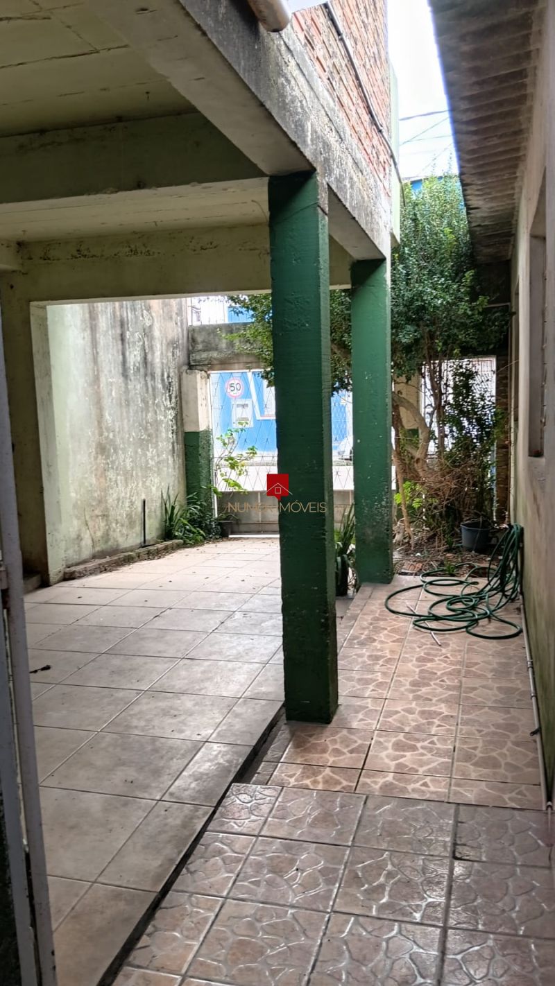 Sobrado semimobiliado Próximo ao Ifsul