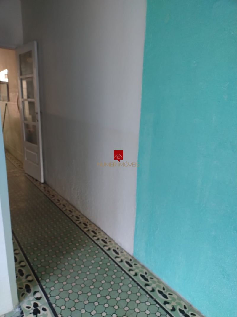 Casa Central Com Churrasqueira
