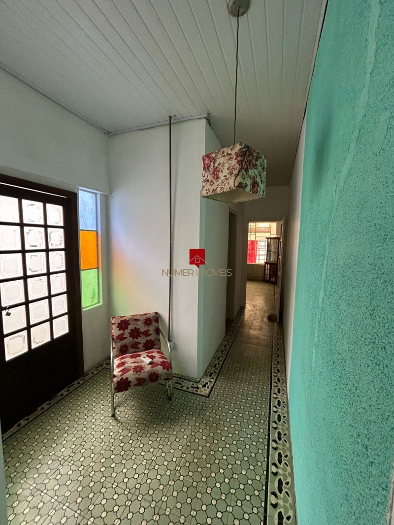 Casa Central Com Churrasqueira