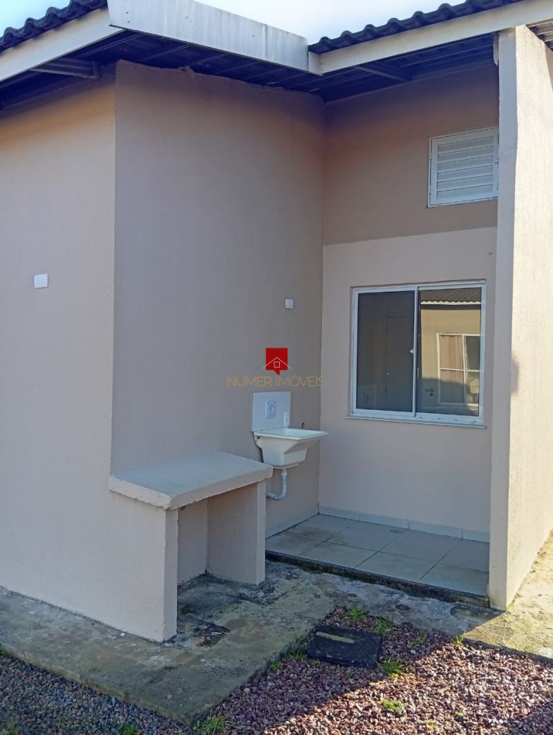 CASA EM CONDOMÍNIO 2DormitÃ³rios no bairro TRÊS VENDAS em PELOTAS