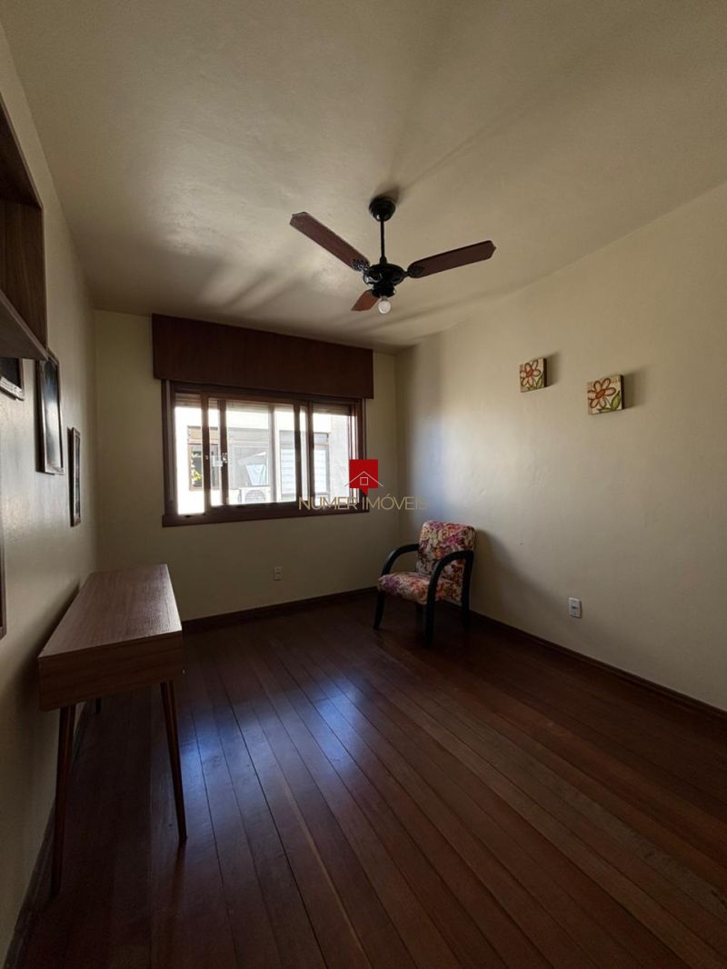 APARTAMENTO MOBILIADO PRÓXIMO A AV.BENTO GONCALVES
