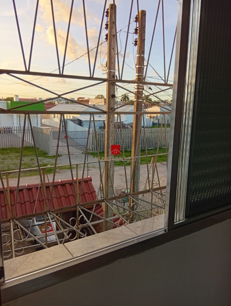 ALUGO CASA COM PISCINA E GARAGEM NO FRAGATA.