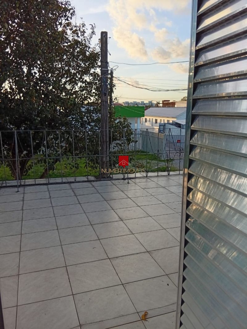 ALUGO CASA COM PISCINA E GARAGEM NO FRAGATA.