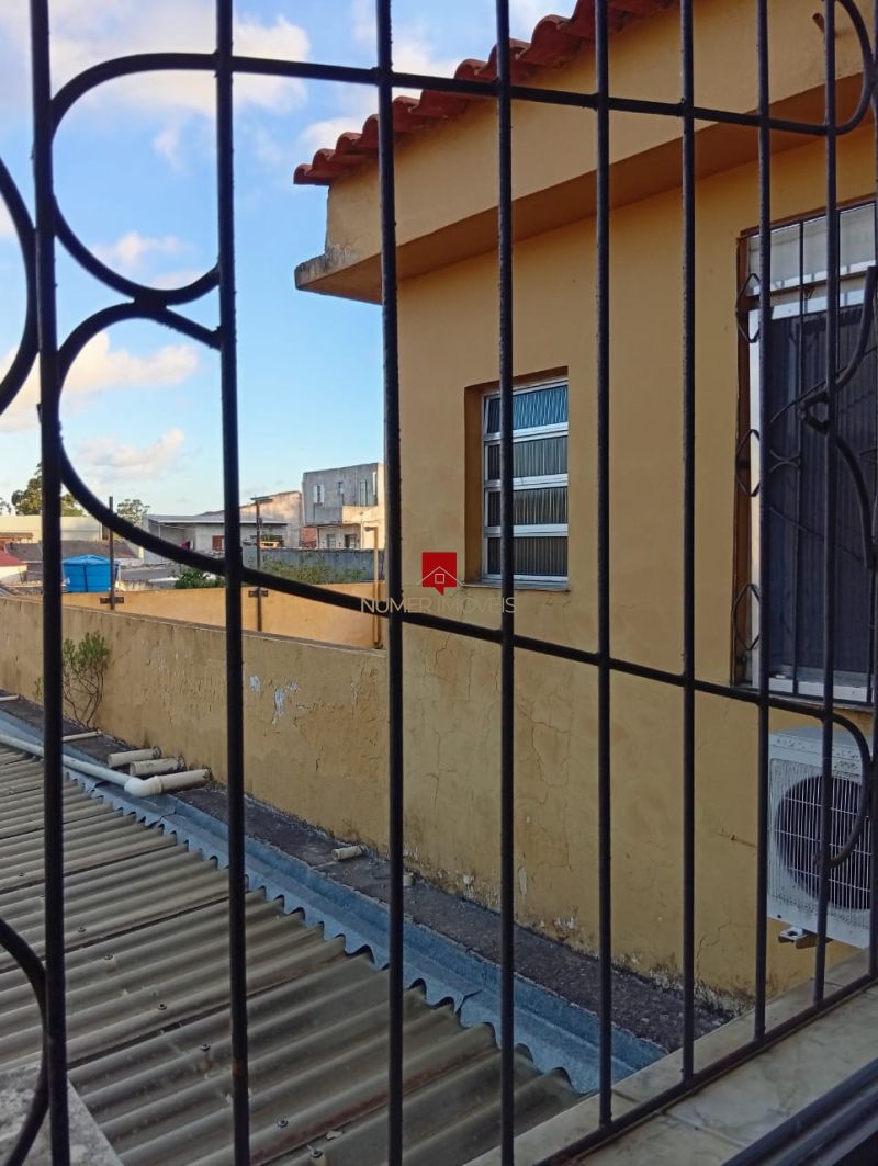 ALUGO CASA COM PISCINA E GARAGEM NO FRAGATA.