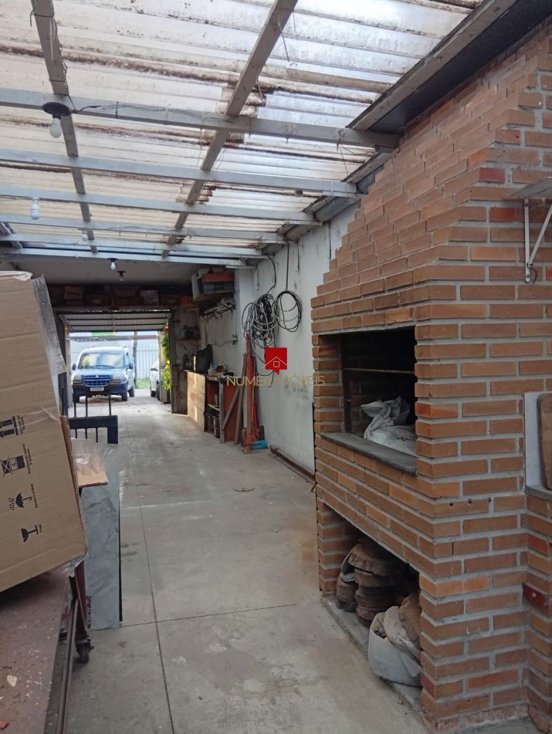 ALUGO CASA COM PISCINA E GARAGEM NO FRAGATA.