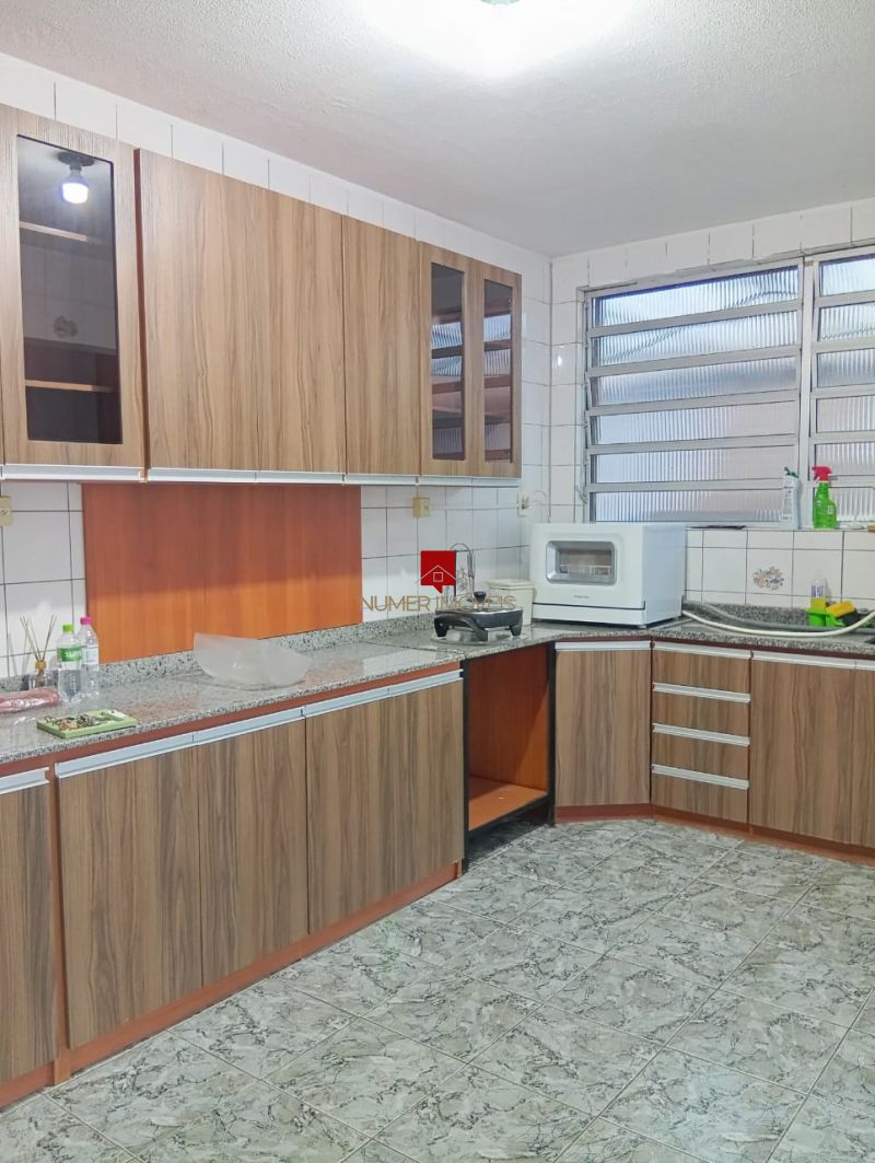 ALUGO CASA COM PISCINA E GARAGEM NO FRAGATA.