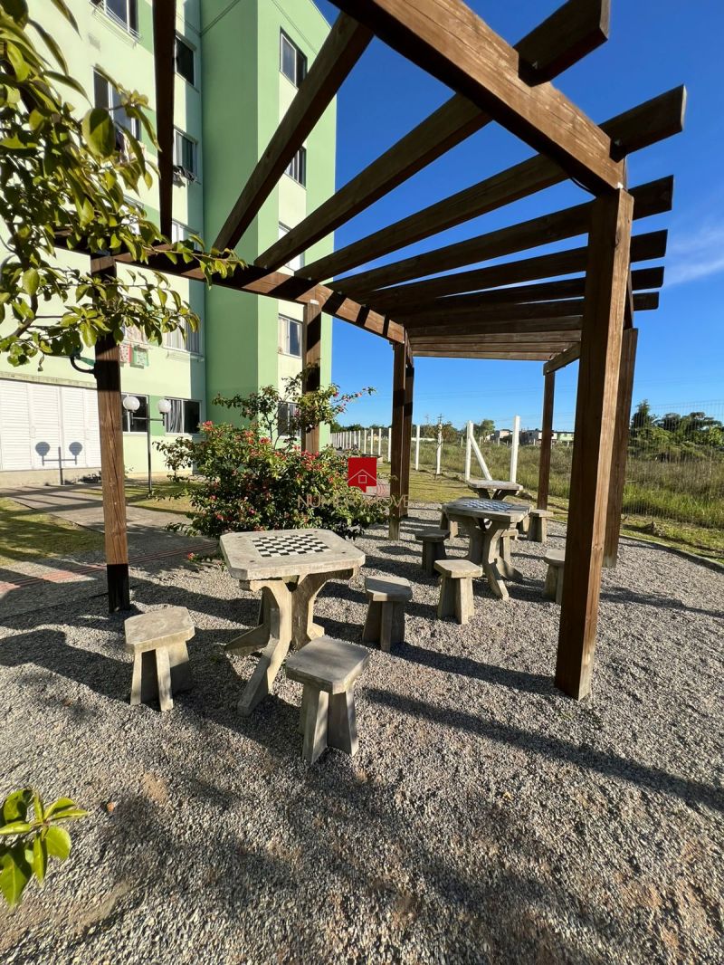 APARTAMENTO NO LINDÓIA