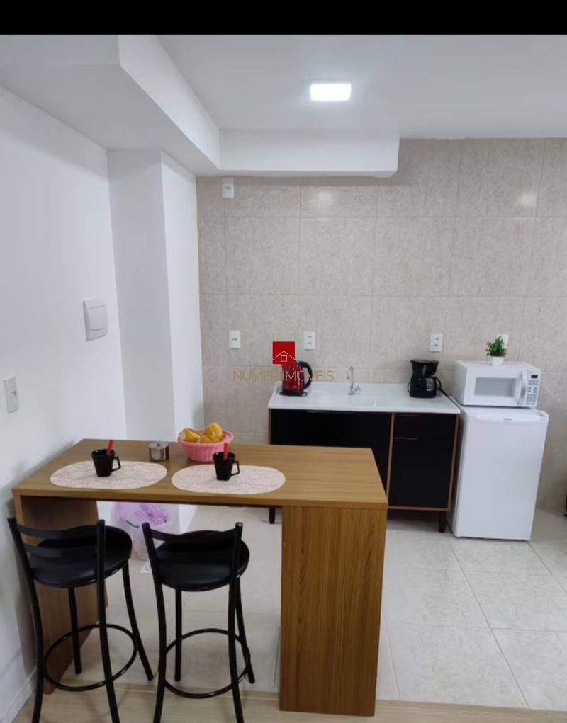 LOFT MOBILIADO NA AVENIDA DUQUE DE CAXIAS