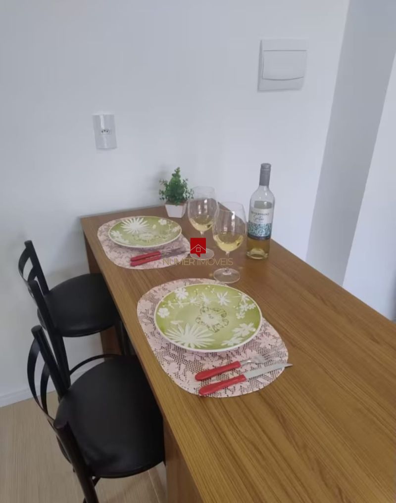 LOFT MOBILIADO NA AVENIDA DUQUE DE CAXIAS