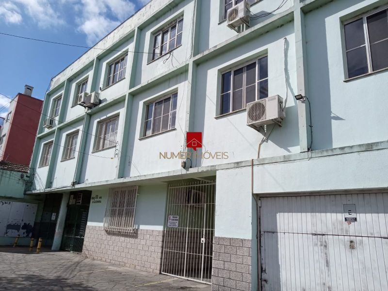 ALUGO APARTAMENTO CENTRAL COM GARAGEM 