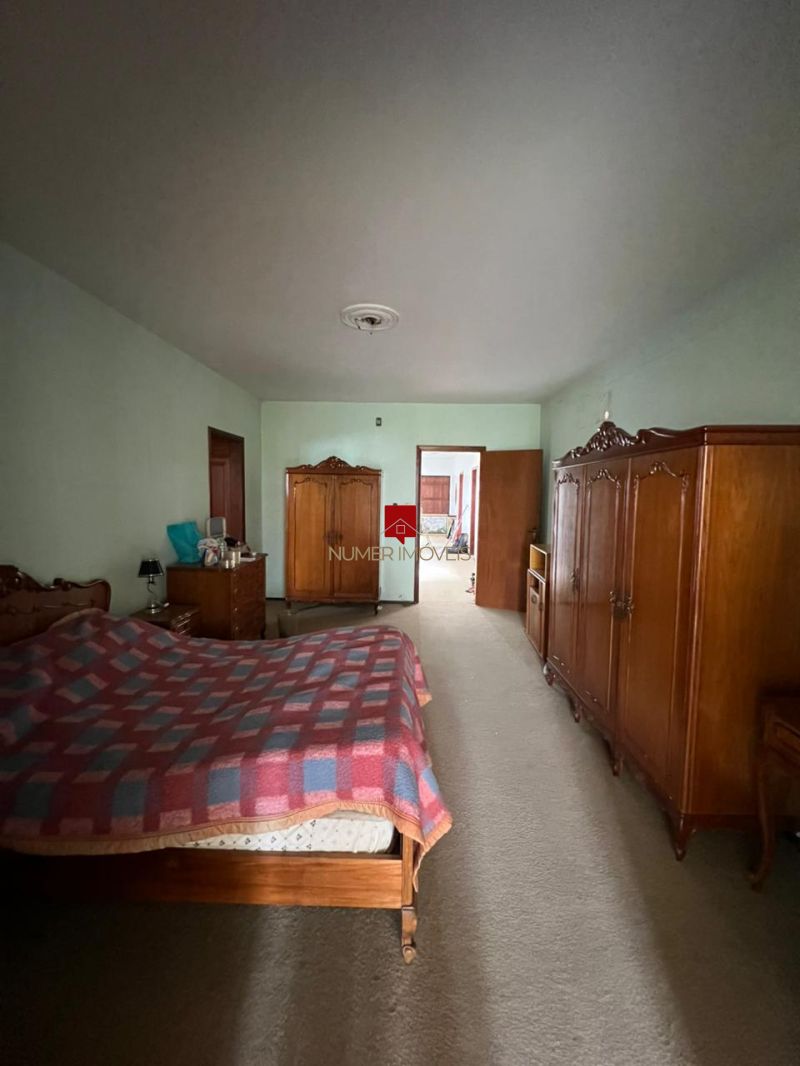 CASA AMPLA NO FRAGATA COM GARAGEM E PATIO