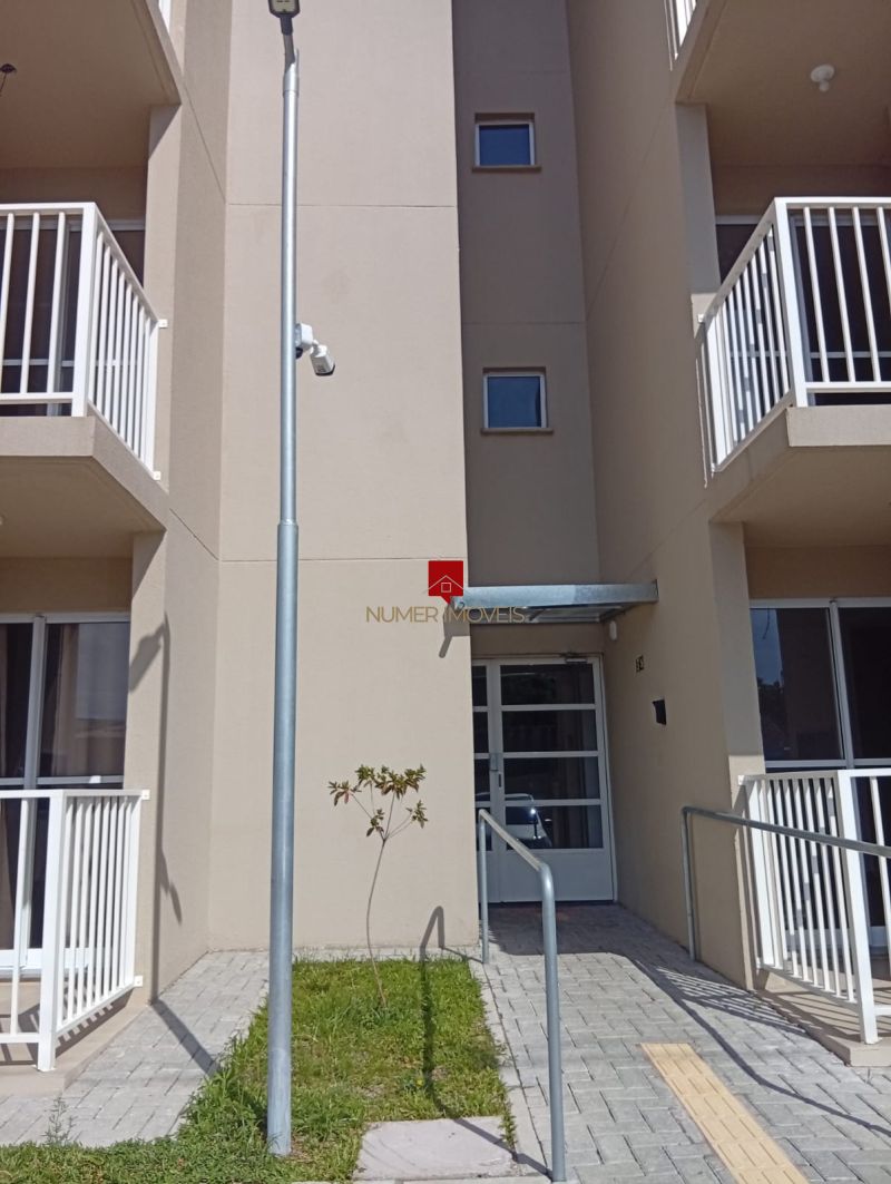 APARTAMENTO COM SACADA E CHURRASQUEIRA