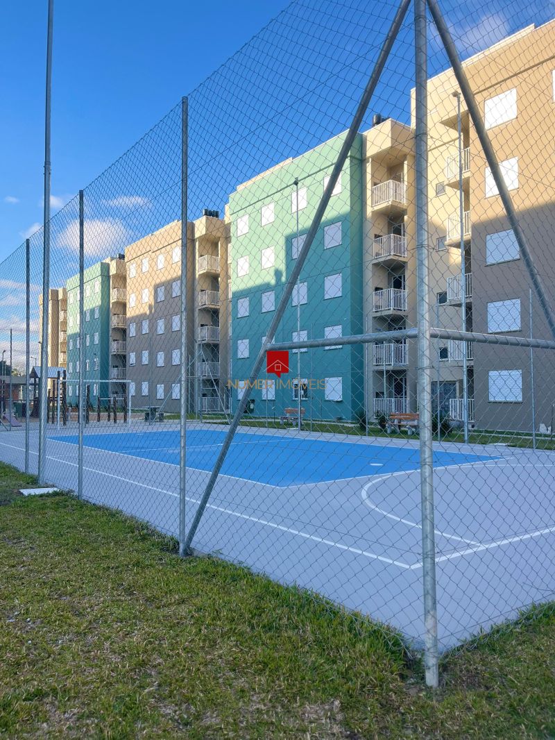 APARTAMENTO COM SACADA E CHURRASQUEIRA