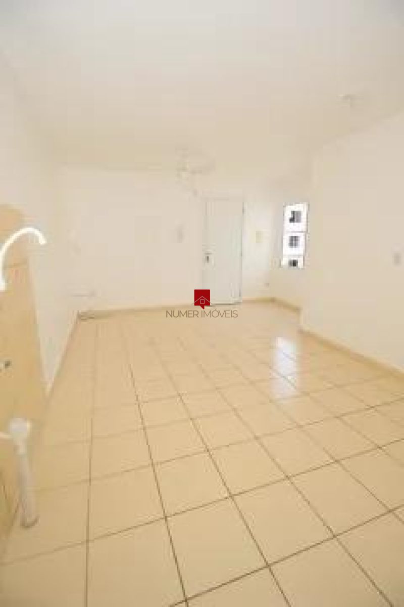 APARTAMENTO PROXIMO AO KROLOW