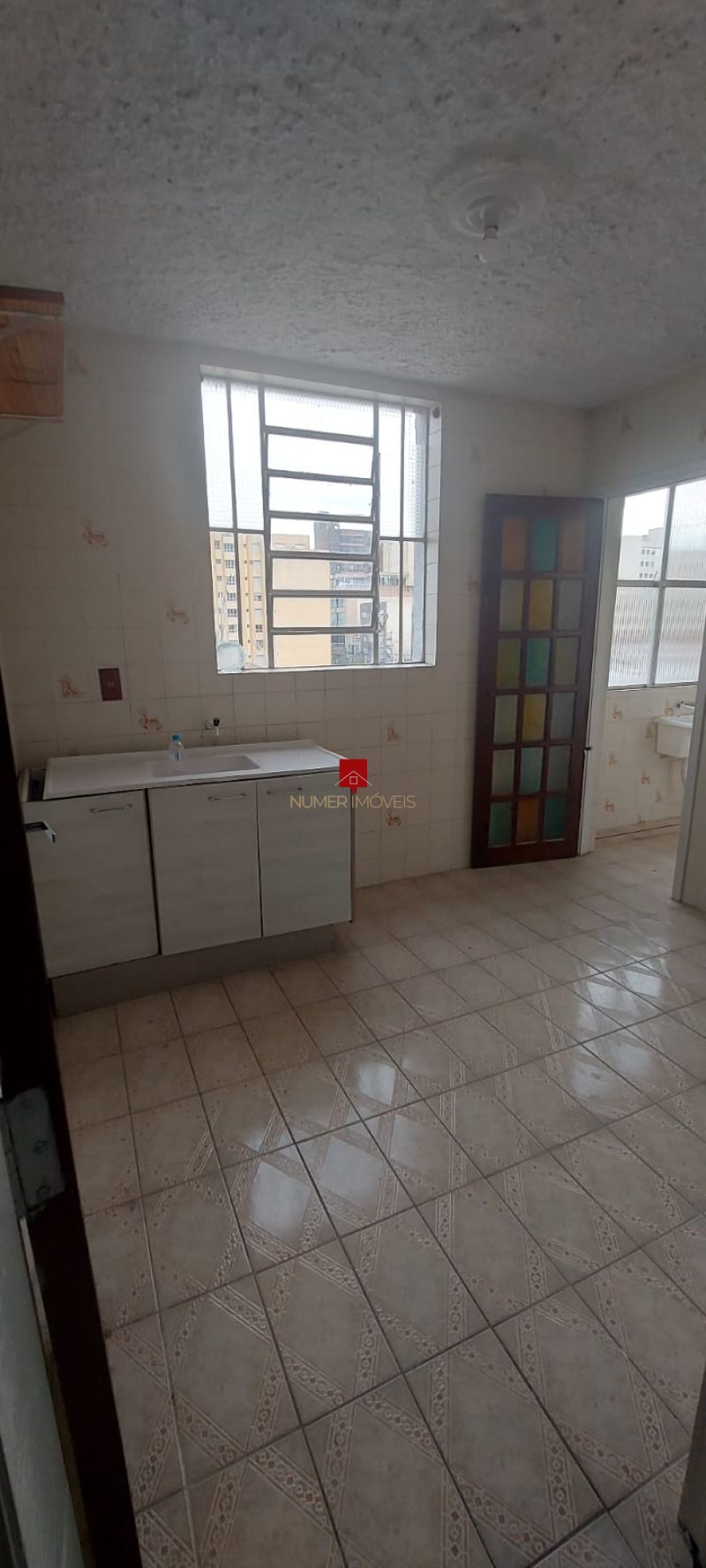 ALUGO APARTAMENTO 3 DORMITORIOS CENTRAL 