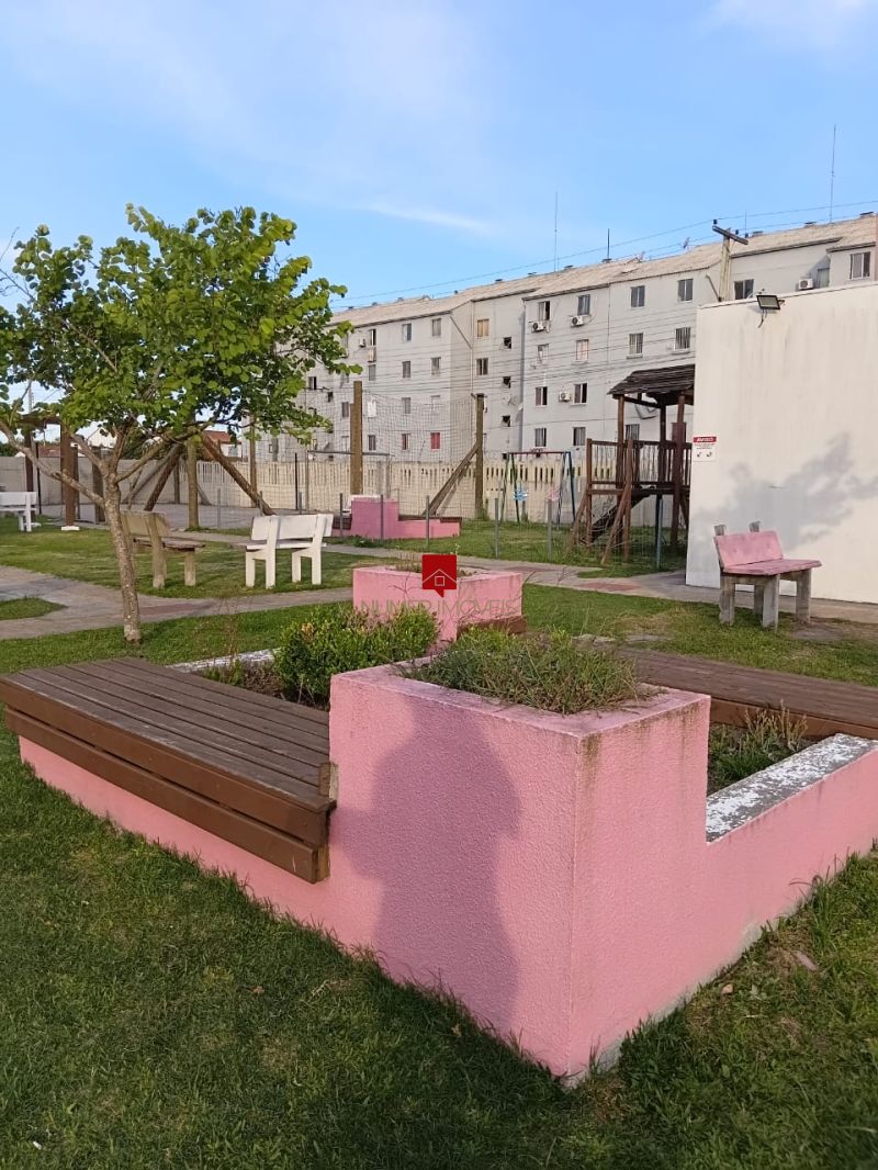 APARTAMENTO COM SACADA E CHURRASQUEIRA PRÓXIMO AO KROLOW