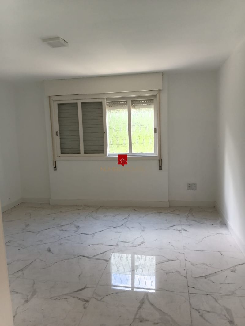 APARTAMENTO PRÓXIMO AS FACULDADES DO PORTO